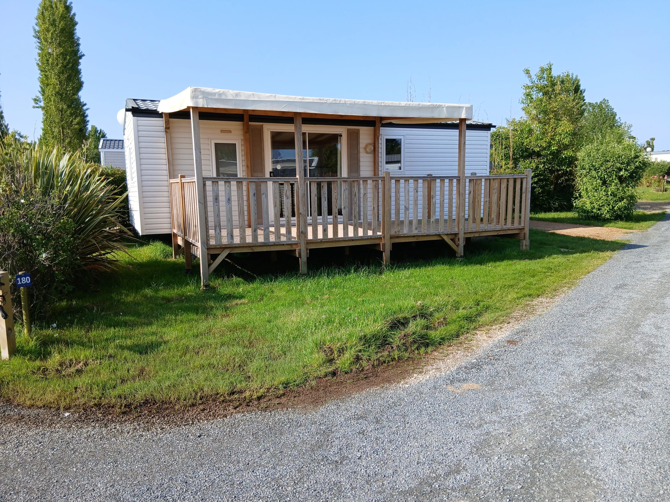 WILLERBY COTTAGE (180)