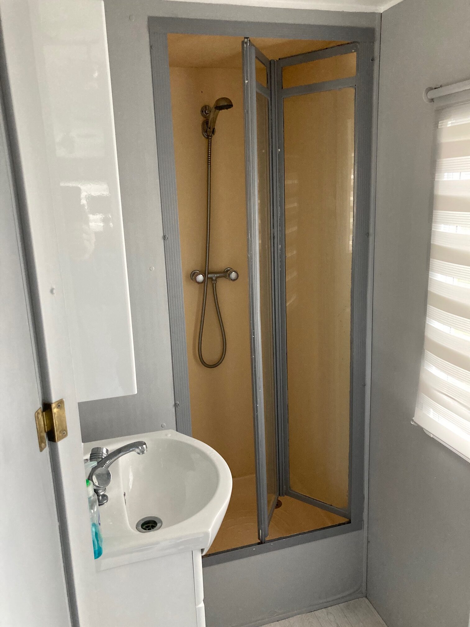 WILLERBY (253)
